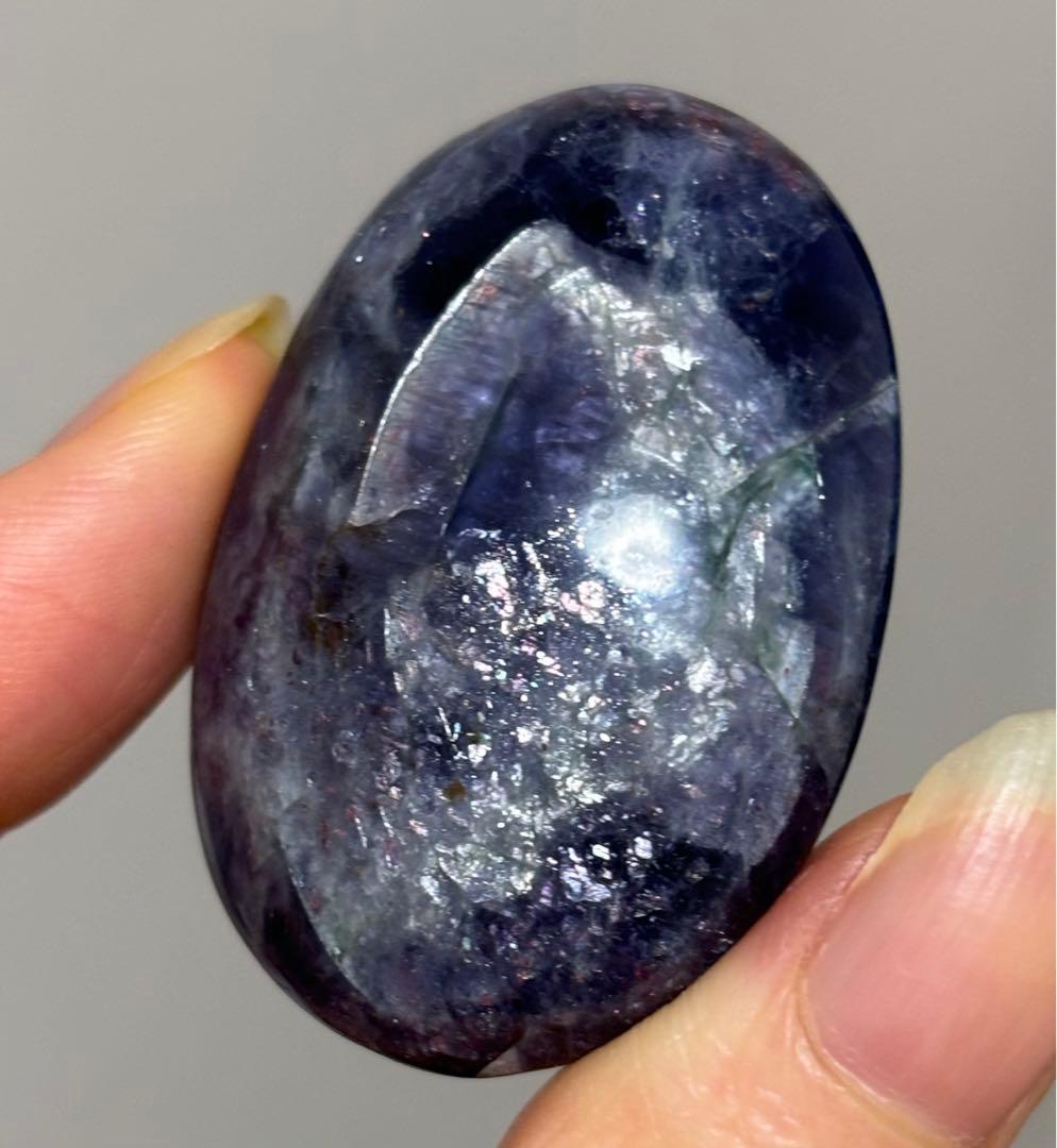 希少　高品質　ブラッドショットアイオライトサンストーン　パーム　握り石　キラキラ