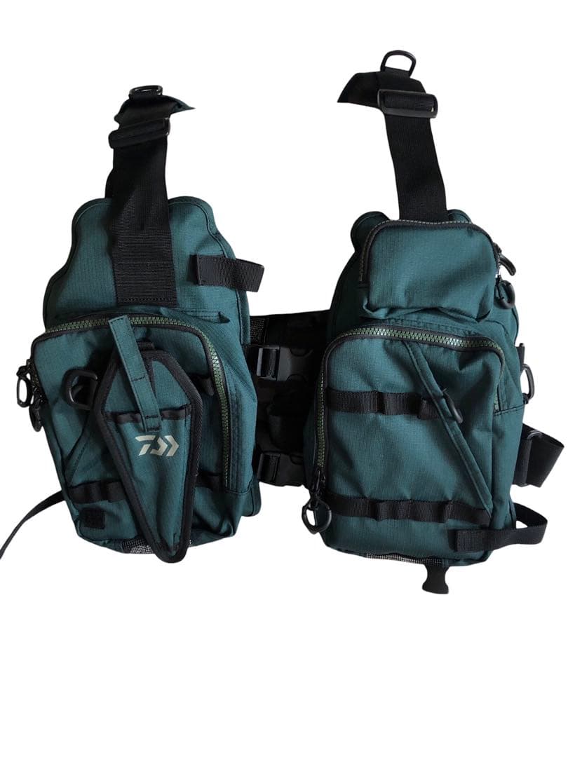 超おすぎ さまご予約商品 Daiwa DF-6206 緑色 フィッシングベスト