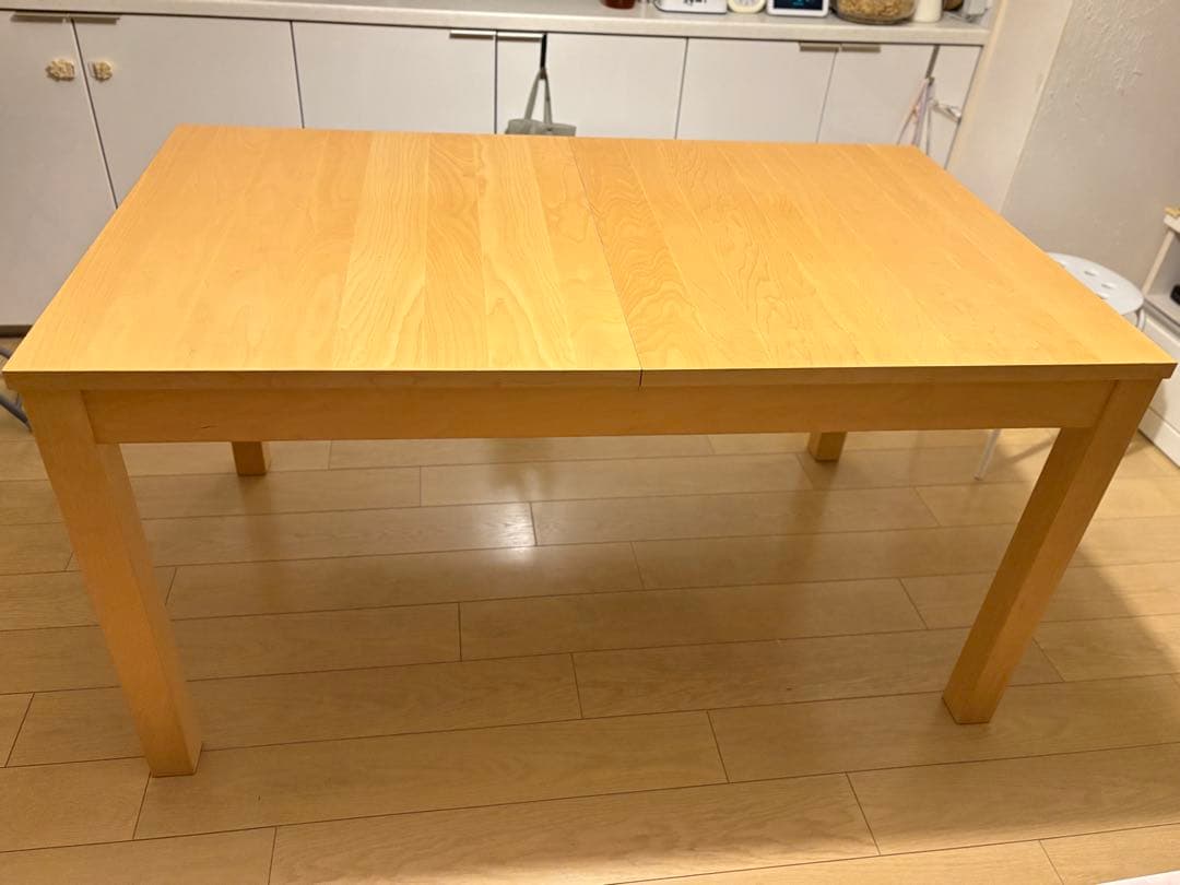 IKEA BJURSTA 伸縮可大型木製ダイニングテーブル