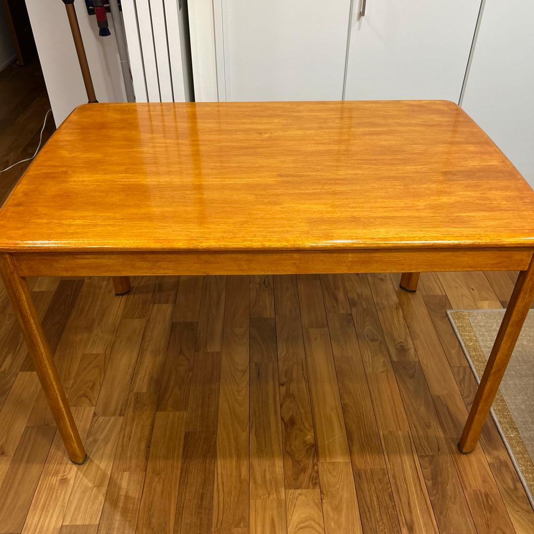 無垢材 ダイニングテーブル 勉強机　１１５ｘ７５ｘ７０ｃｍ