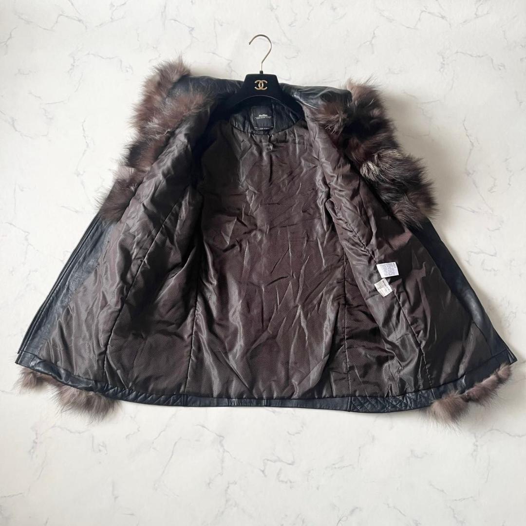 【未使用に近い】マックスマーラ リアルファー付 レザージャケット 羊革 黒 L