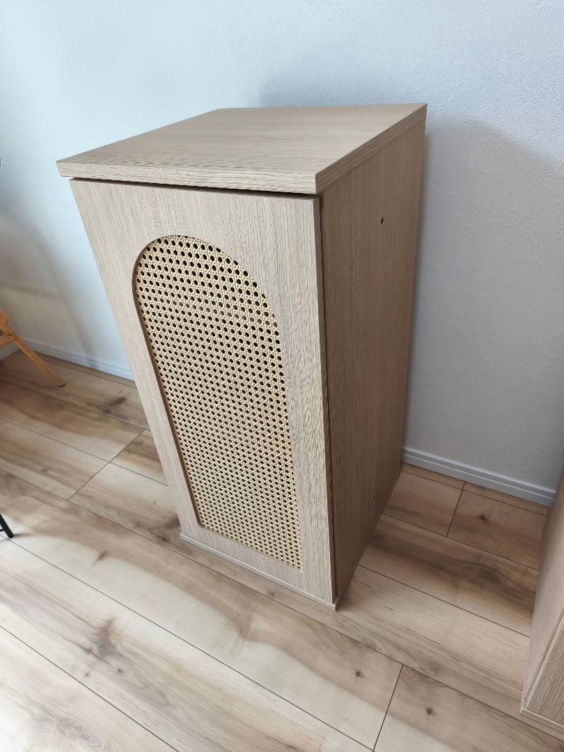 ベルメゾン 木製キャビネット ラタン調扉