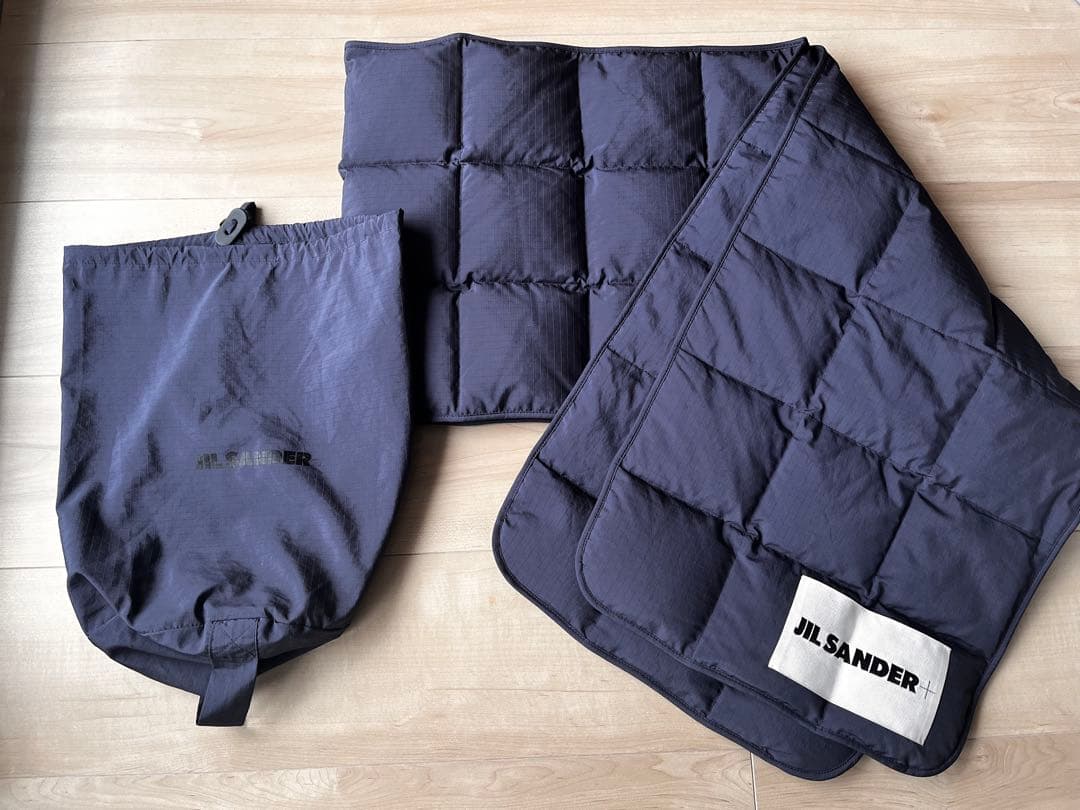 JIL SANDER+ ネイビー キルティングダウンマフラー