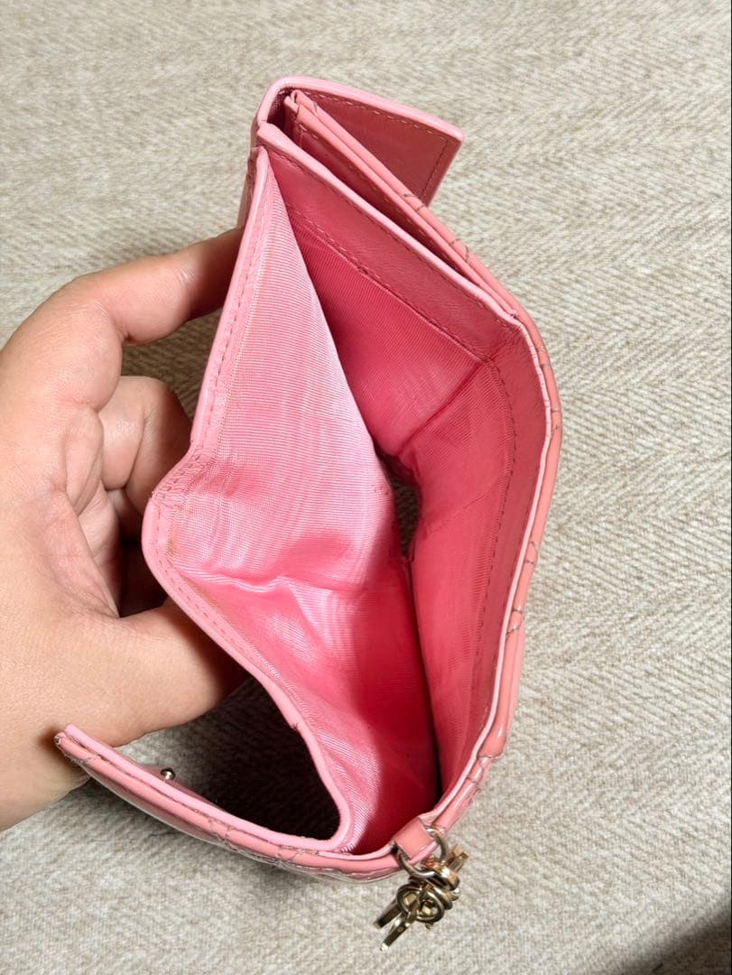 Dior ピンク 三つ折り財布 保存袋付き