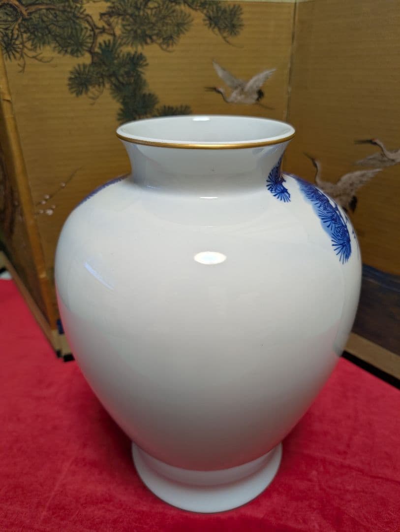 深川製磁　花瓶　『鯉と松』