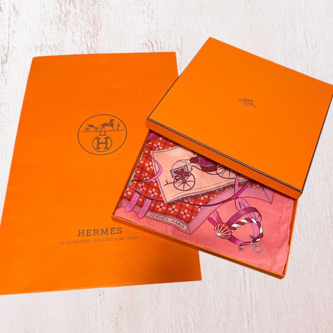 美品⭐︎HERMES 馬車デザイン スカーフ☆エルメス　カレスカーフ　ピンク　箱付