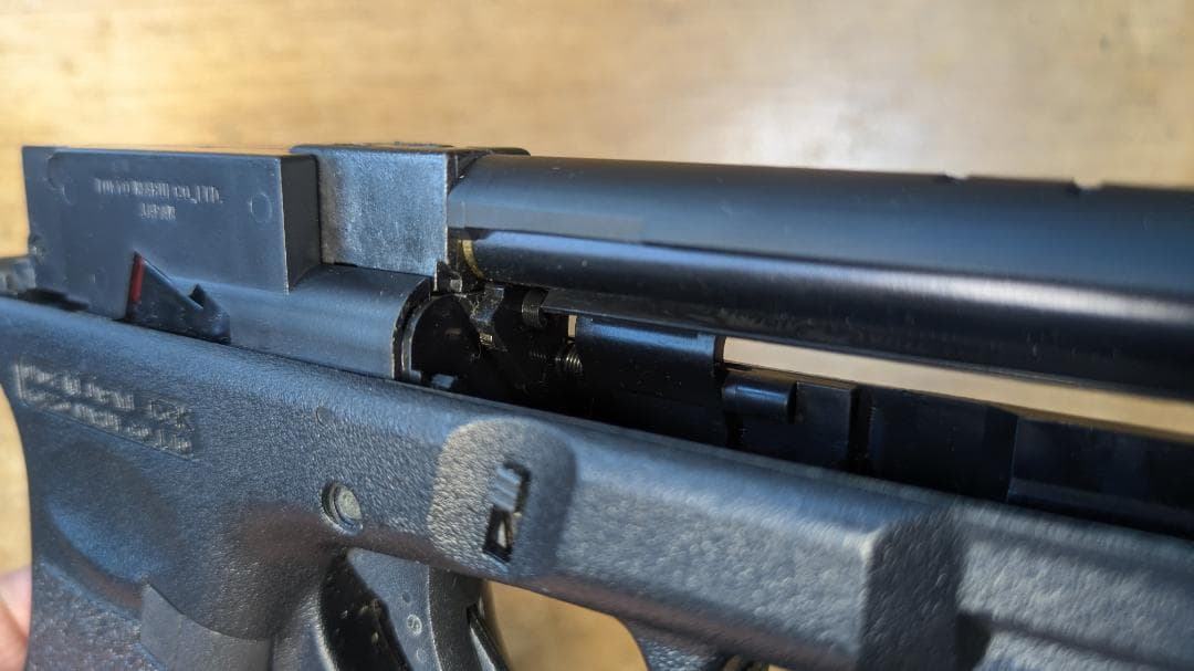 東京マルイ　電動ハンドガン　グロック 18C　ロンマガ　ライト付き