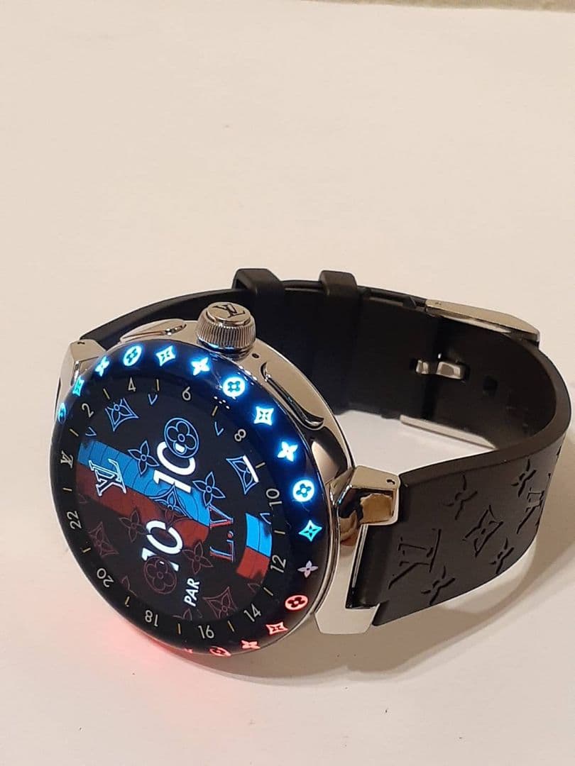 美品　ルイヴィトン タンブール ホライゾン ライトアップ V3 QAD0　腕時計