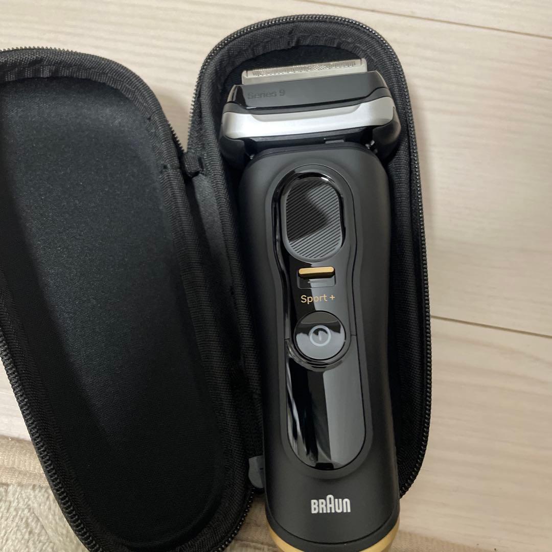 BRAUN Series 9 Sport+メンズ電気シェーバー