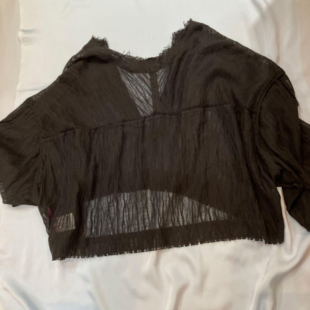 Y's ブラック クロップドトップス