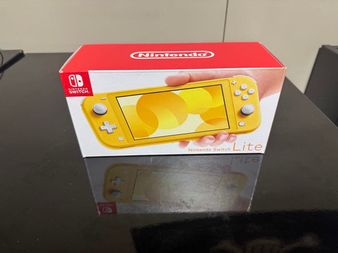 Switch Lite イエロー SDカード128GBケース付き