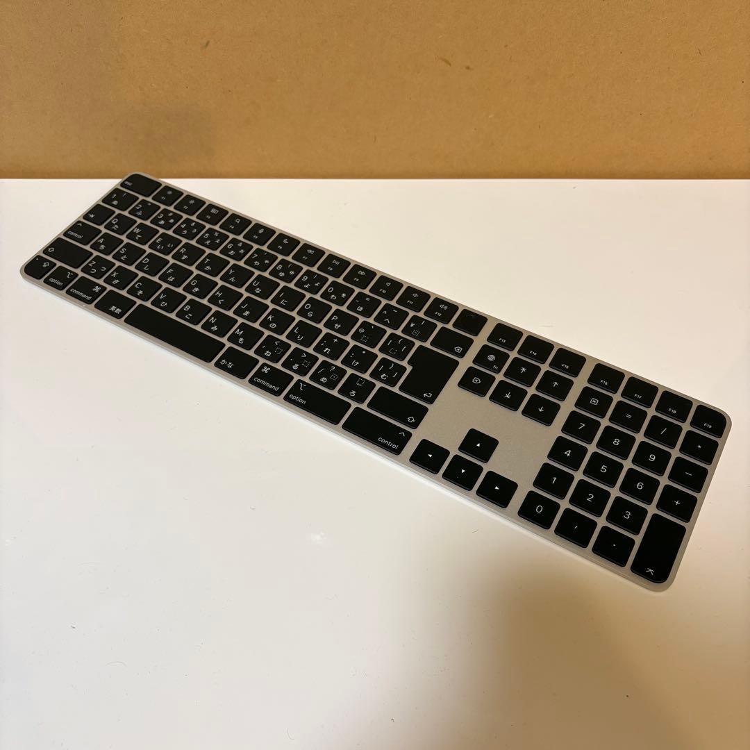 Apple Magic Keyboard テンキー付 USB–C 日本語ブラック