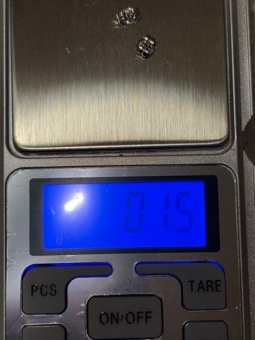 Pt900 一粒ダイヤスタッドピアス