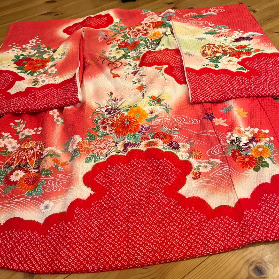 正絹　友禅調 晴れ着 朱赤 古典柄 絞り　七五三 お宮参り長襦袢セット