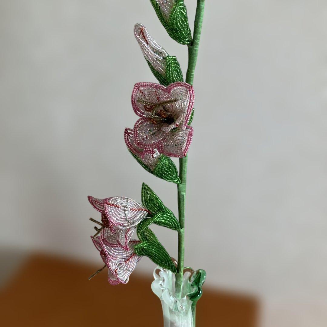 ビーズフラワー　グラジオラス