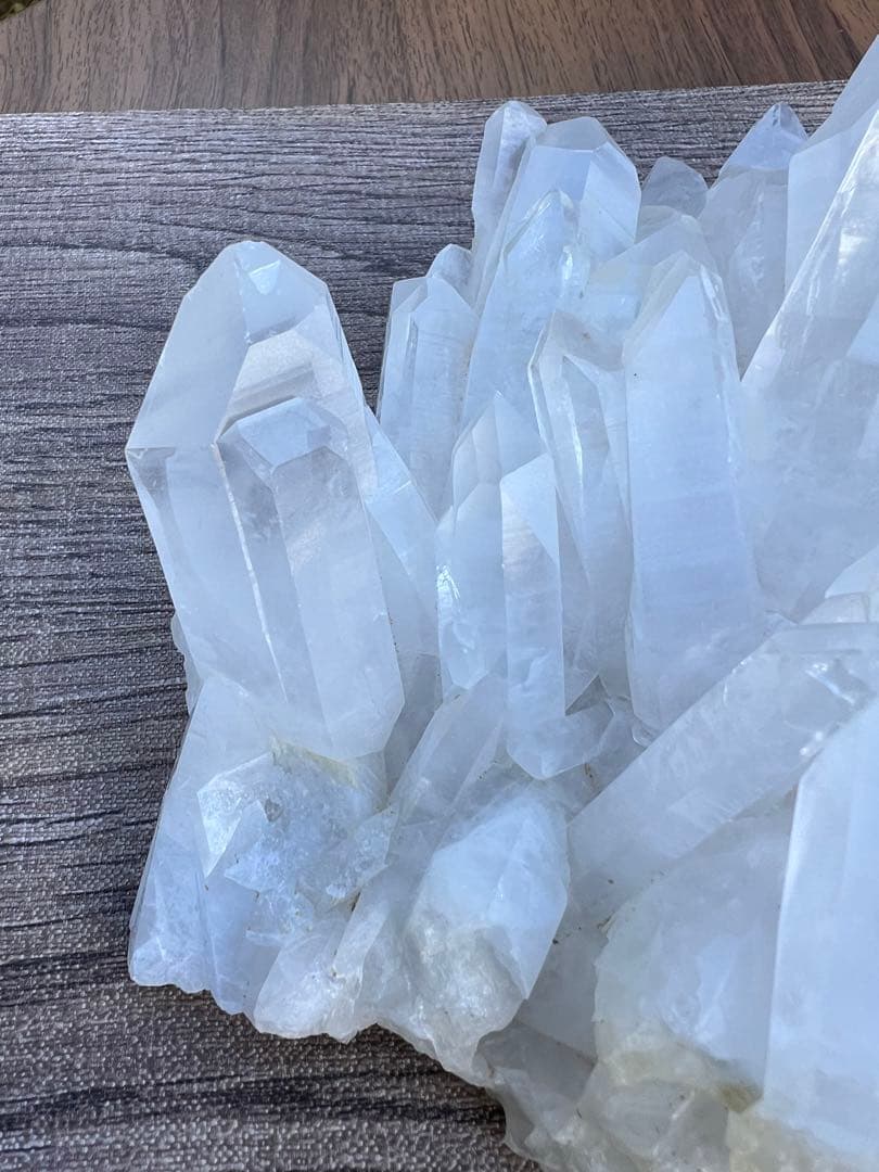 384 マダガスカル産水晶クラスター