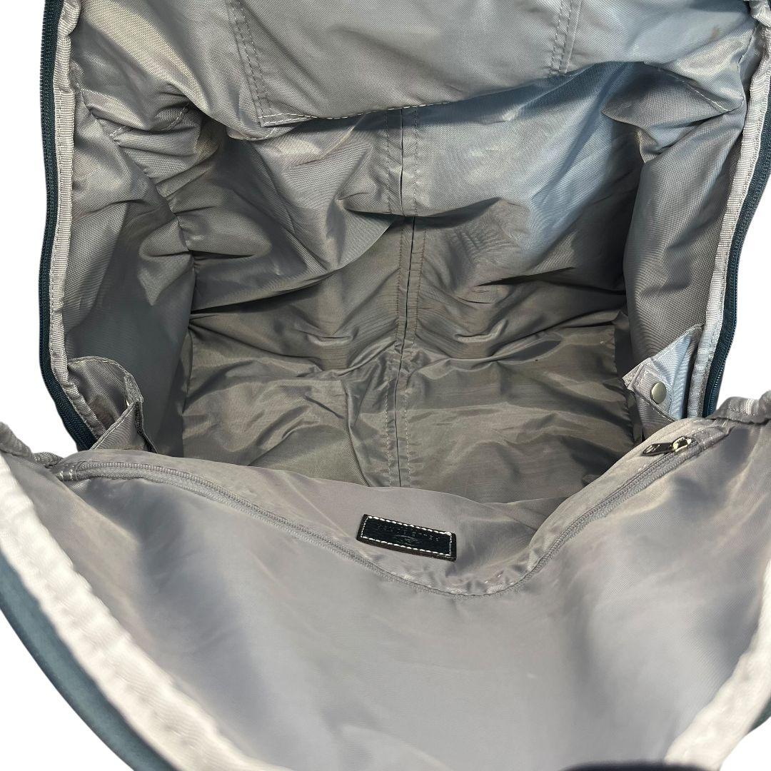 ペレボルサ　アライブ　キャリーバッグ　ネイビー　機内持込み可能