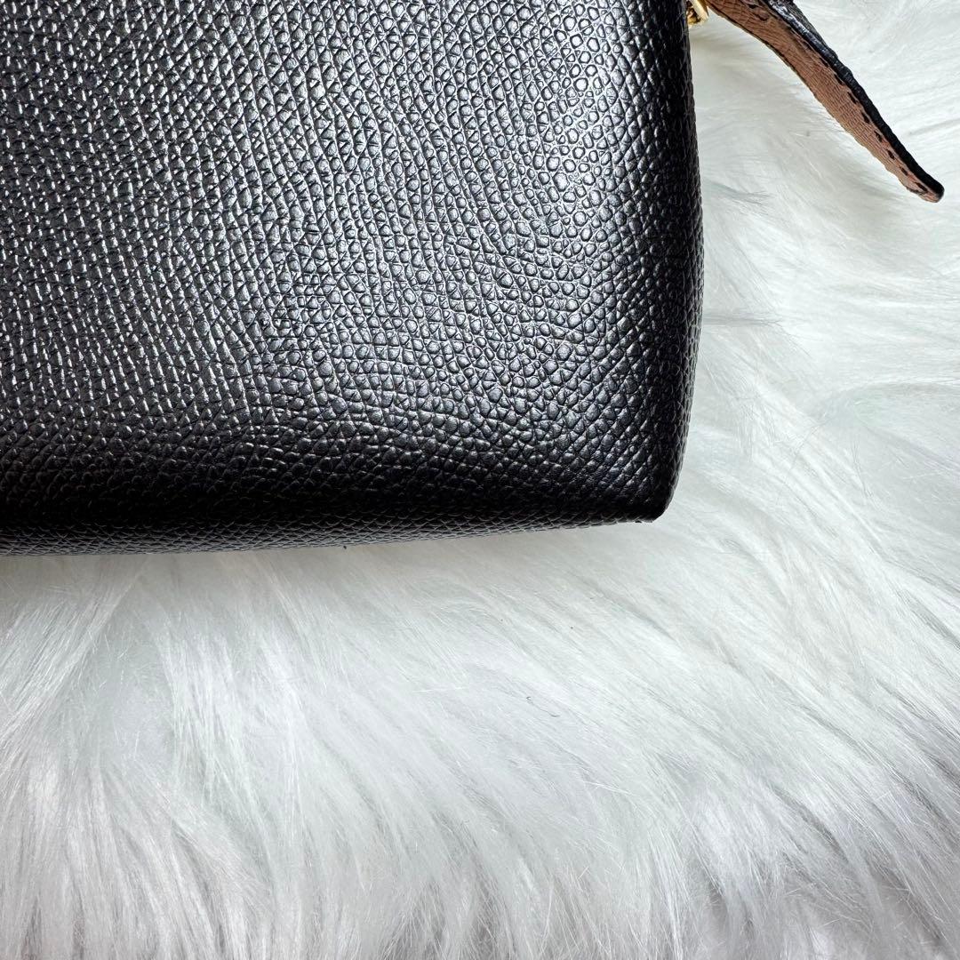 セリーヌ　celine ビンテージ　レザー　ポーチ　チェーン　ショルダー