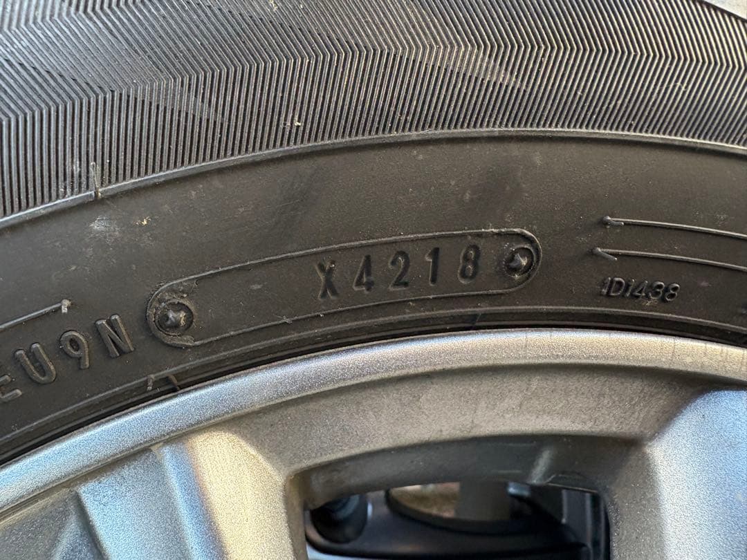 ★スタッドレスタイヤ★195/65R15★ノア、ヴォクシー、エスクァイア