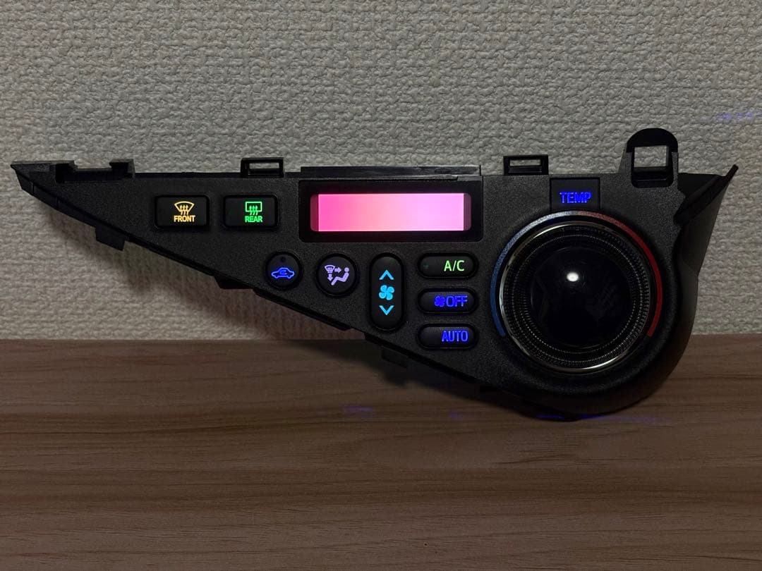 NHP10 アクア 前期 エアコンパネル レインボーLED打ち替え品