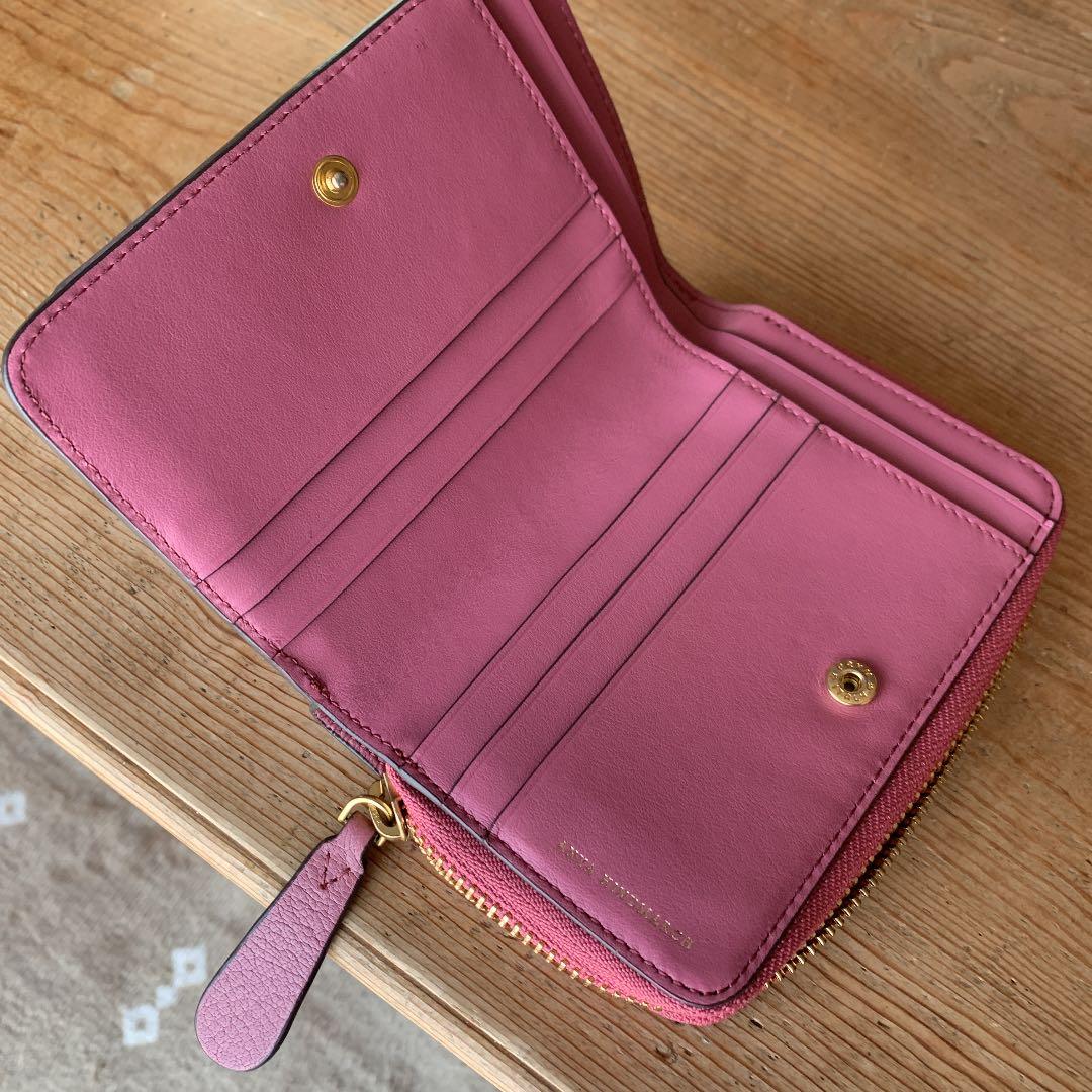 ANYA HINDMARCH折財布