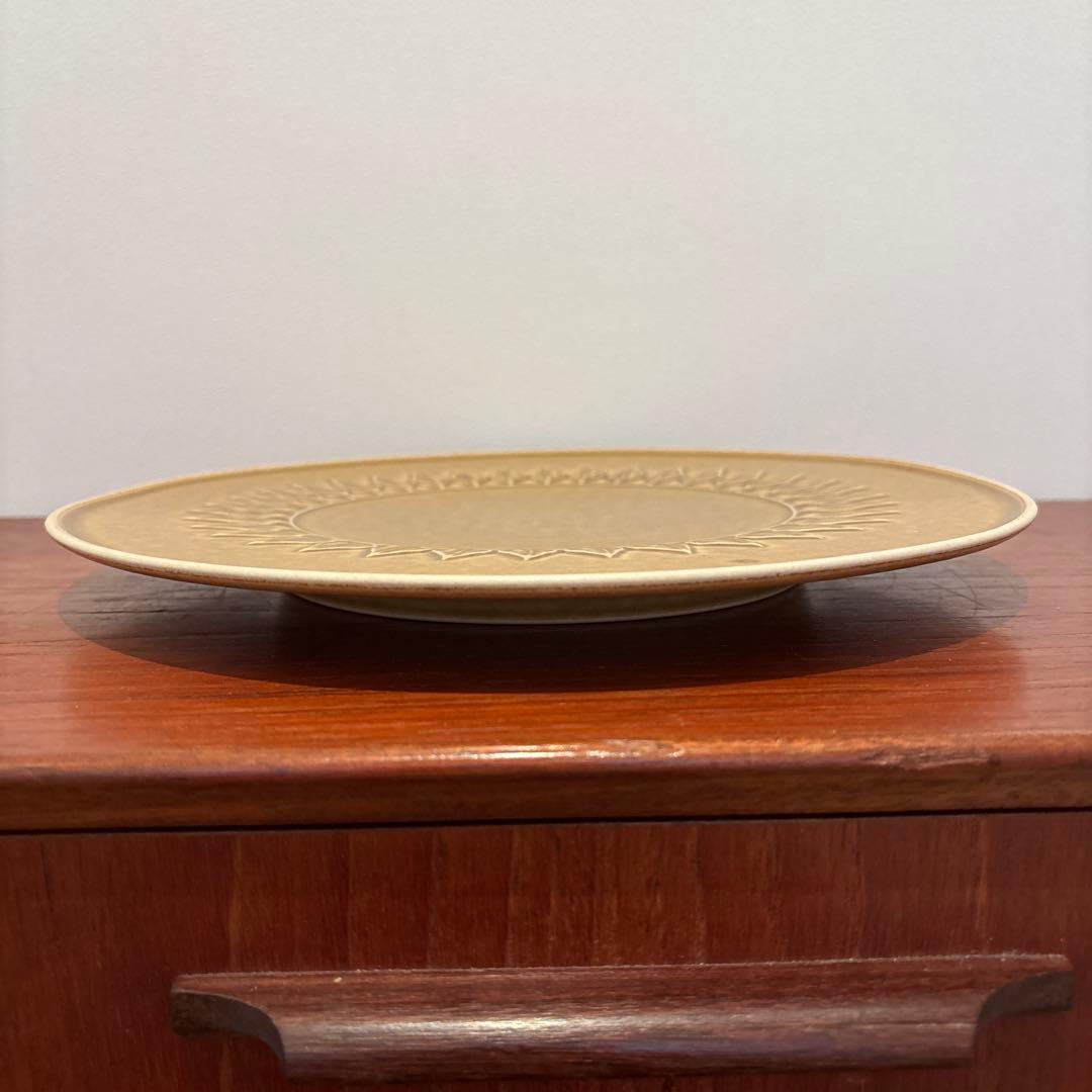 北欧ヴィンテージ　クイストゴー　レリーフ　ラウンドプレート　高台つき　27センチ