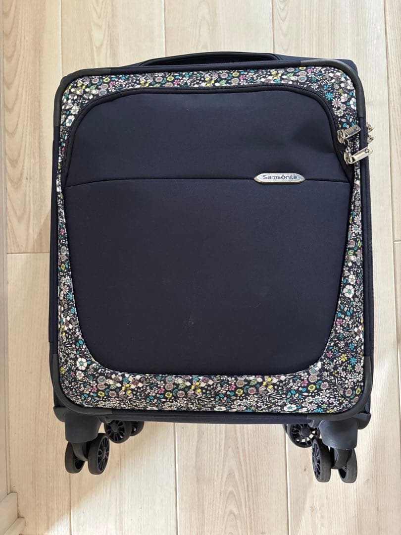 京*み様 Samsonite サムソナイト　リバティB-Lite 3 Spinn