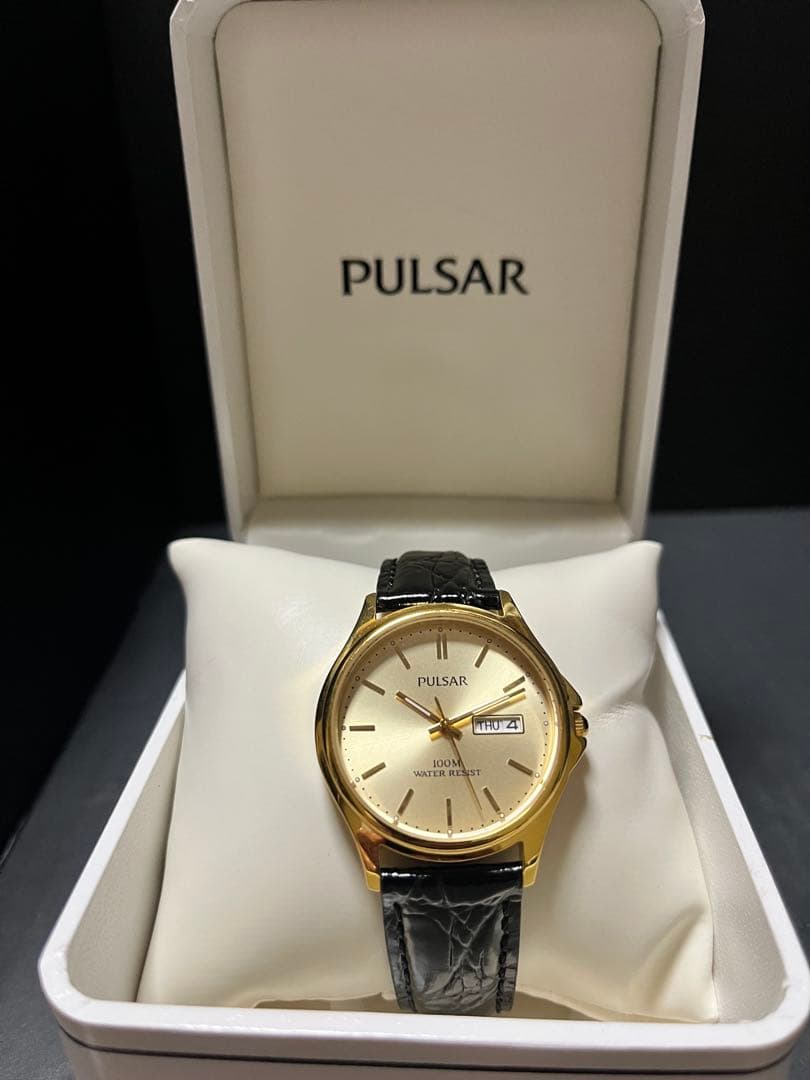 ★奇跡の1本！ほぼ新品！箱付SEIKOセイコー パルサー ゴールド腕時計新品電池