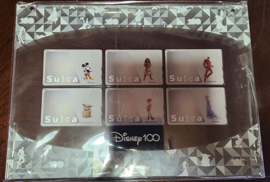 ディズニー100周年記念Suica限定