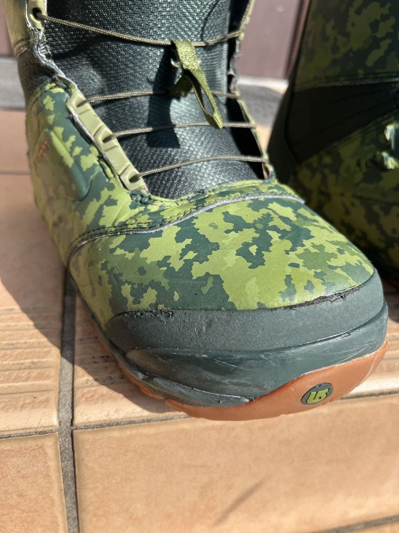 バートン　ルーラー　ブーツ