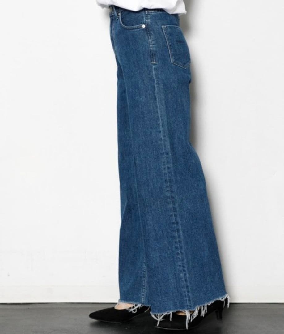 ともちゃんさん専用*【美品】YANUKワイドフレア カットオフ アメリカンブルー