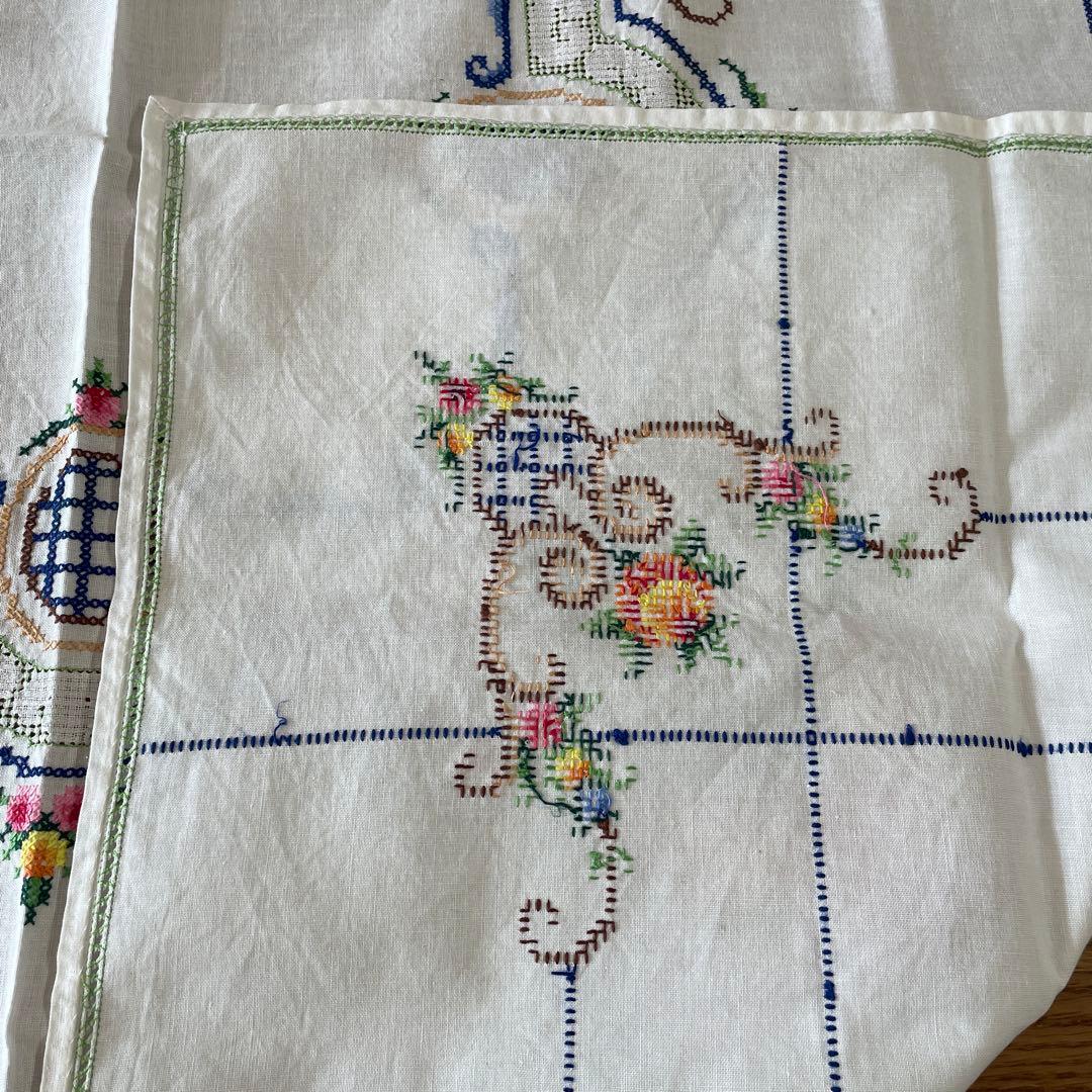 フランスアンティーク花の刺繍テーブルクロス豪華