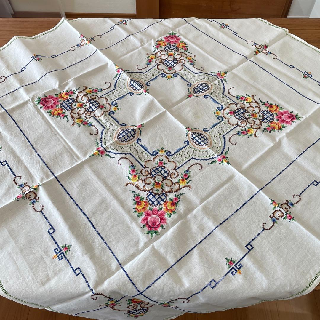 フランスアンティーク花の刺繍テーブルクロス豪華