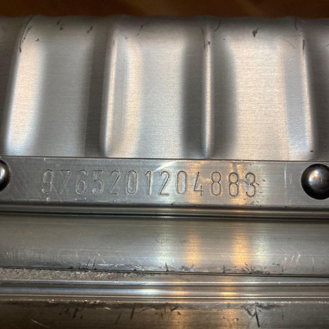 ビエラRIMOWA リモワ　クラシックフライト　2輪　 トパーズ廃盤品