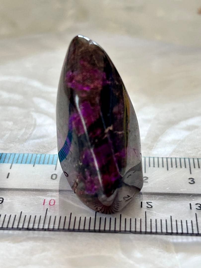 【希少】★世界三大ヒーリングストーン　天然 高品質 スギライト