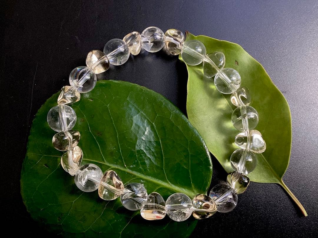 ✳虹入り天然石ブレスレット腕周り15cm お身近にいつも一緒の御守り　鑑別書付