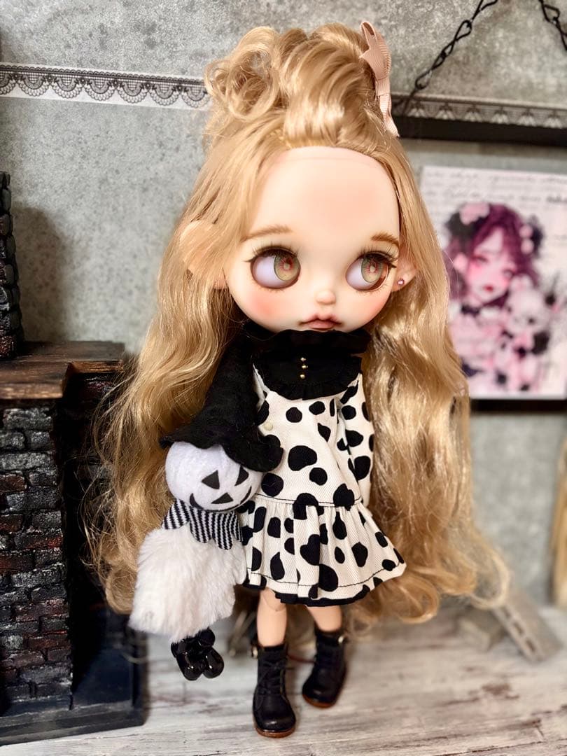 カスタムアイシードール　ネオサイズ　白肌　ふわふわミルクティーベージュ