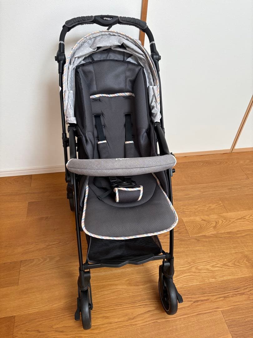 《最終値引き10日まで》タイヤフレーム新品ピジョンベビーカー　ランフィリノン