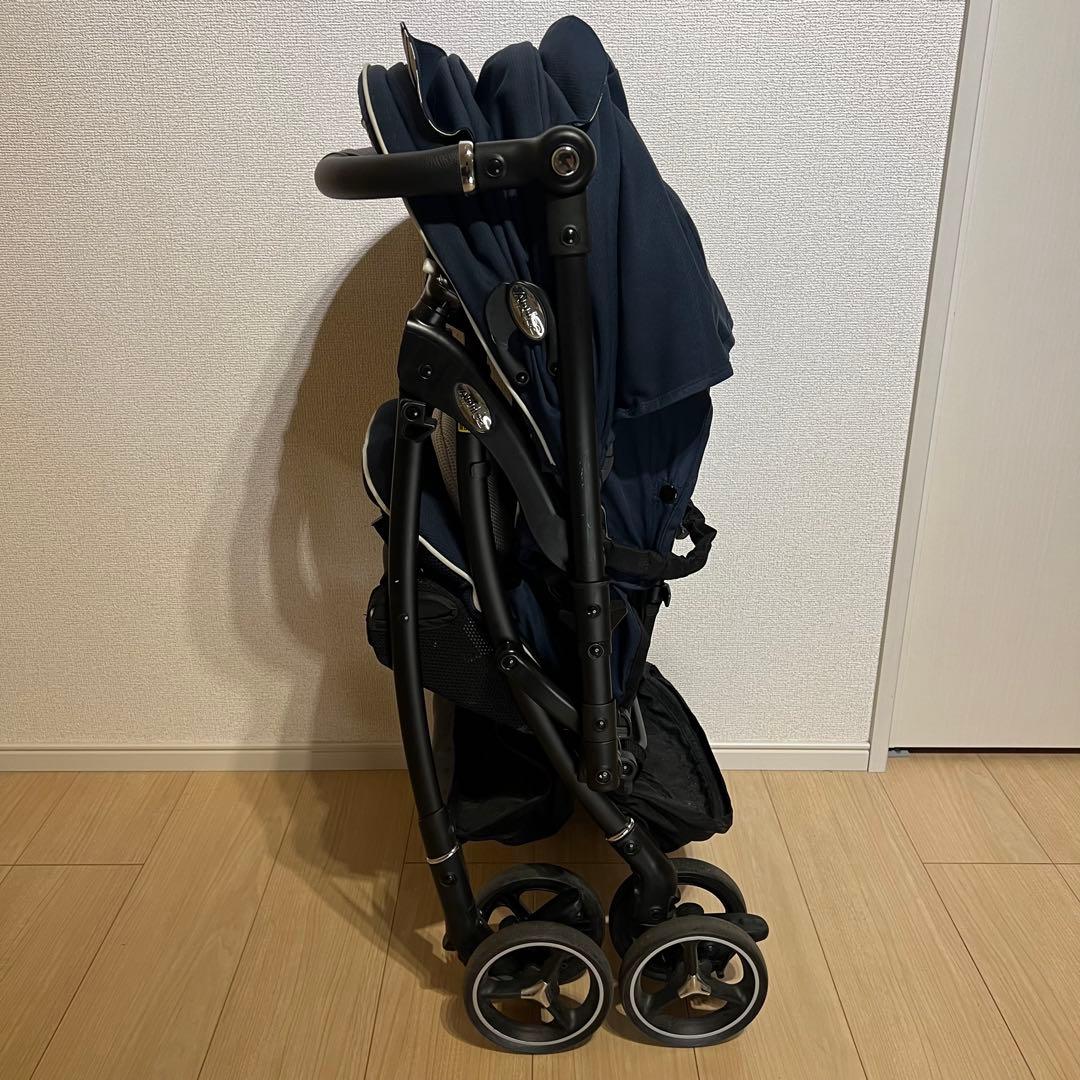 Aprica ラクーナビッテクッション ネイビー 美品 アップリカ 両対面型