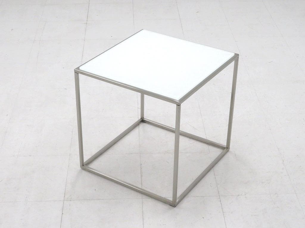 展示品　カッシーナixc イル　ガラス　サイドテーブル　コーヒーテーブル　モダン