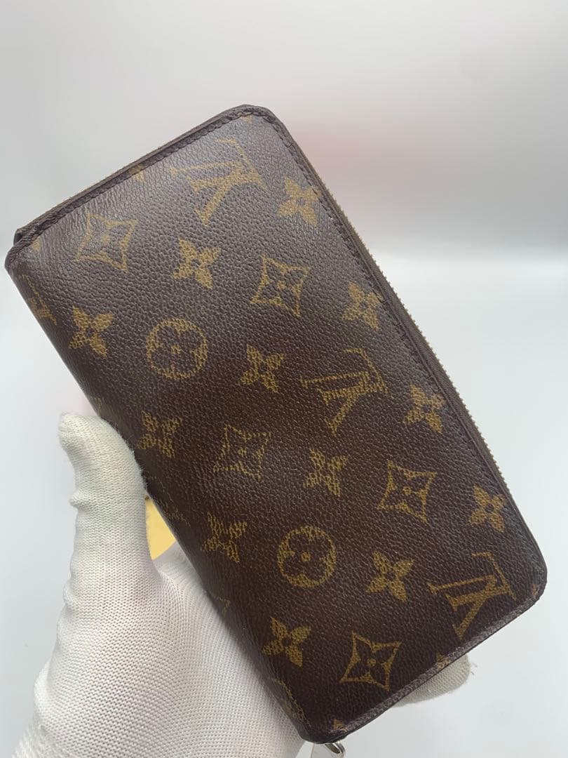 ルイヴィトン 新型 モノグラム ジッピーウォレット 長財布