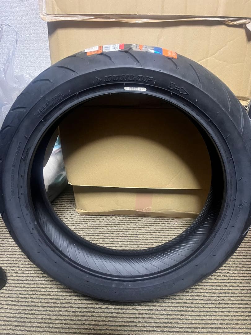 新品 SPORTMAX GPR-300F 130/70 ZR 16