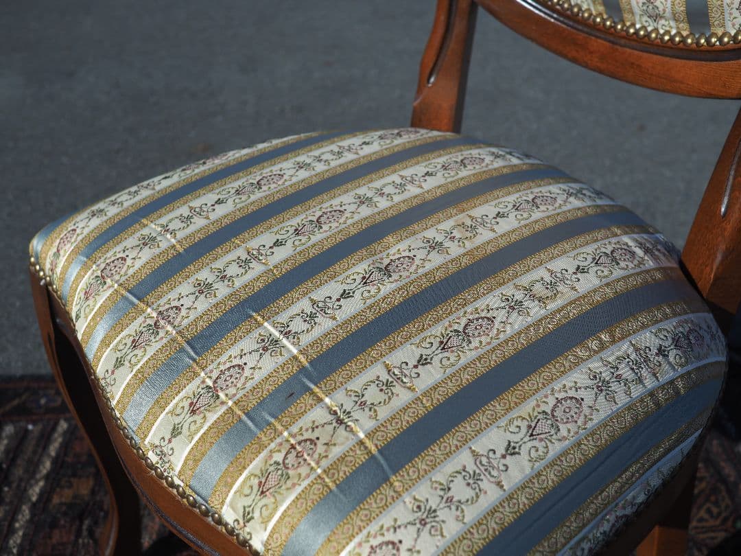 クラシカルストライプチェア