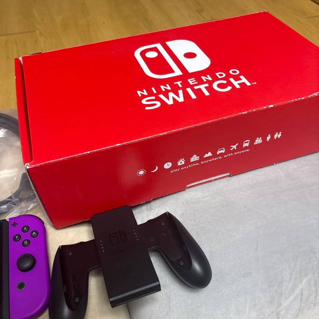 小*英様 Nintendo Switch 本体 ピンク/紫 ジョイコン付き