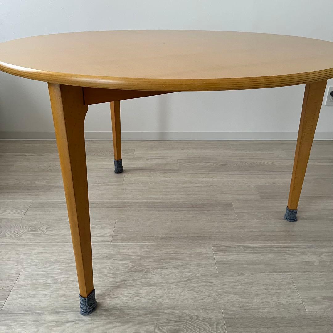 IDEE ダイニングテーブル　長大作デザイン