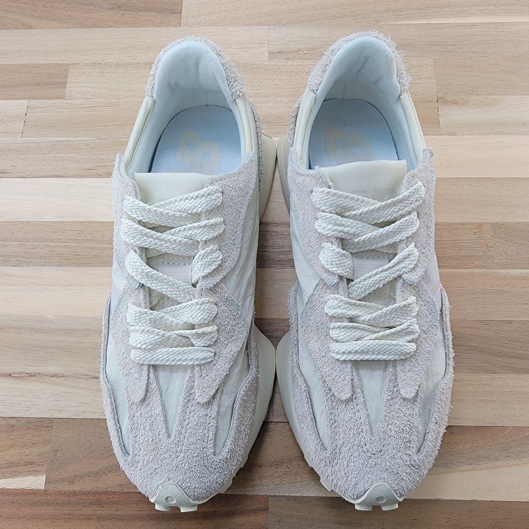 ニューバランス U327WCC ホワイト 23.5cm