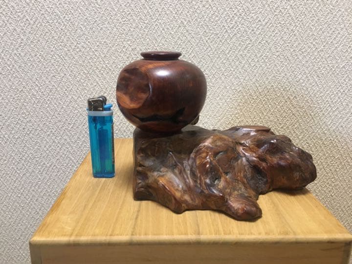 ☆屋久杉の壺と敷台☆