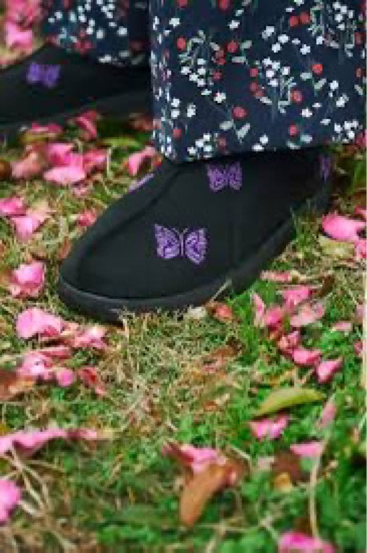 needles reebok 24㎝ 蝶刺繍 黒 スニーカー