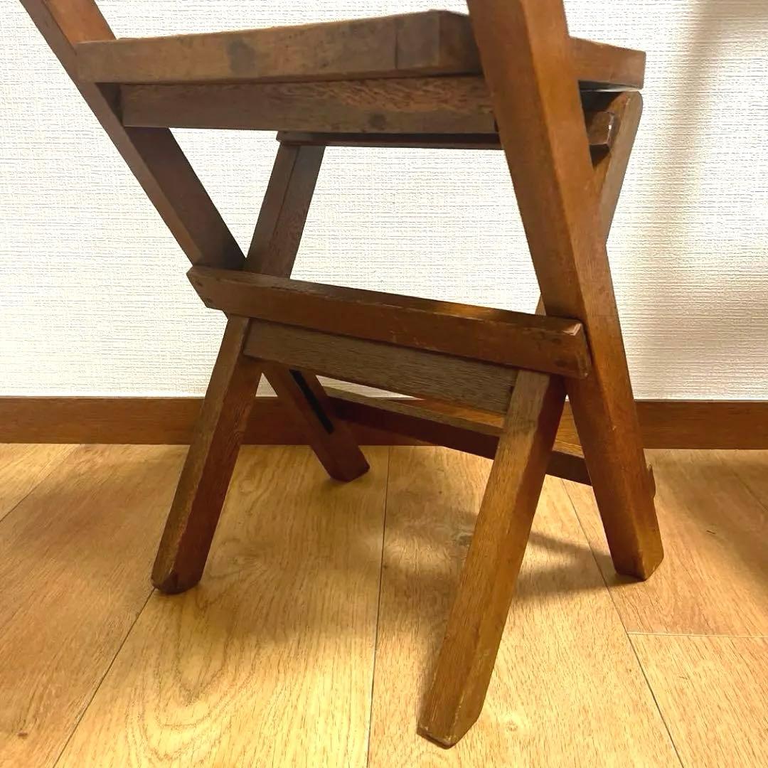 アンティーク　ヴィンテージ　椅子　2脚　折りたたみ　フォールディングチェア　飾棚