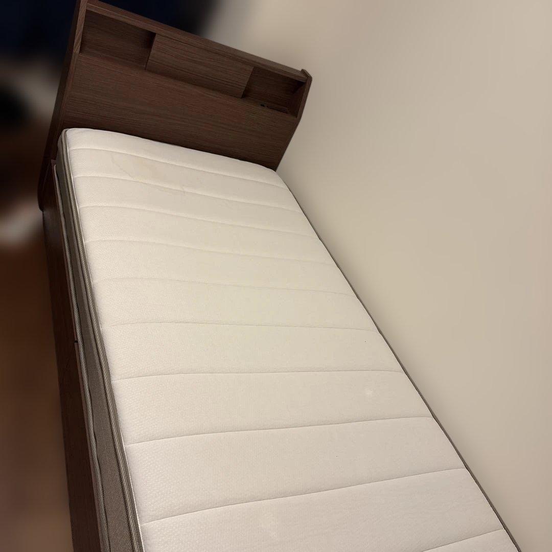 ヘッドボード付きマットレス 収納付き−2月10日まで